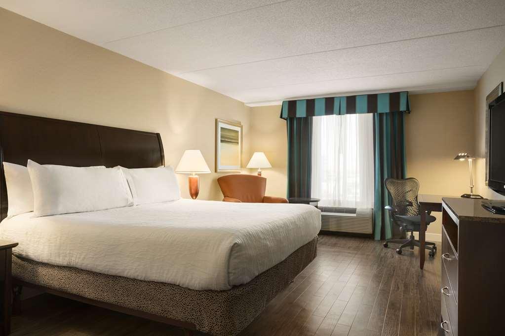 Hilton Garden Inn Toronto/Vaughan Room photo
