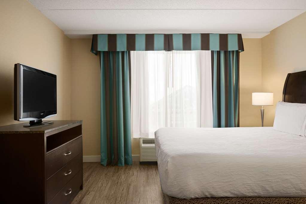 Hilton Garden Inn Toronto/Vaughan Room photo